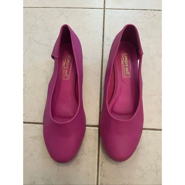 Comfort-Well by Beacon Fuchsia Low Block Heel Side Cutout Gold Accent Size 8W - Image 3