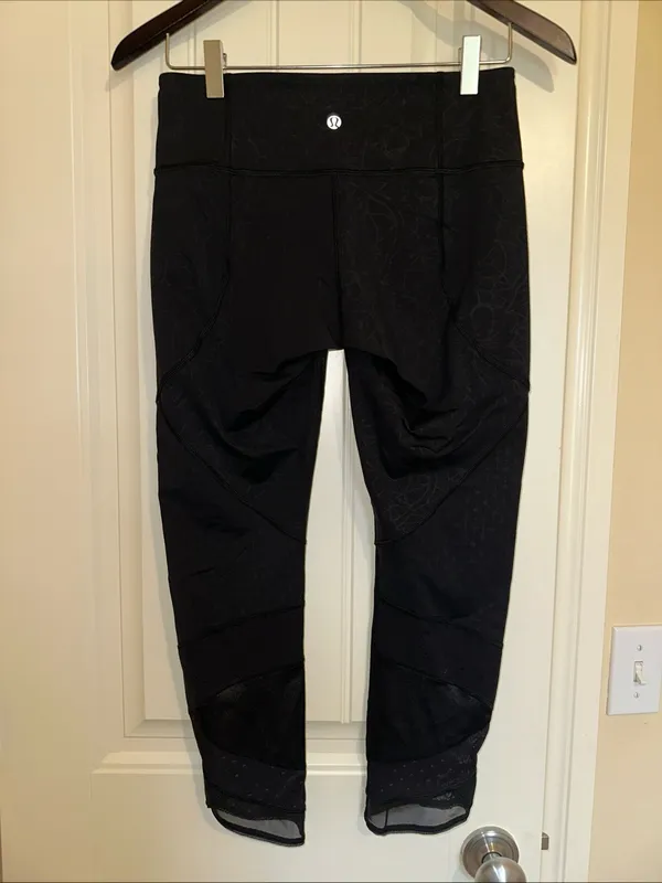 Lululemon Pace Rival Crop Leggings Size 6 - Image 4