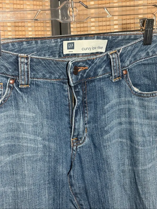 GAP Women's Blue Flare Jeans - Image 2