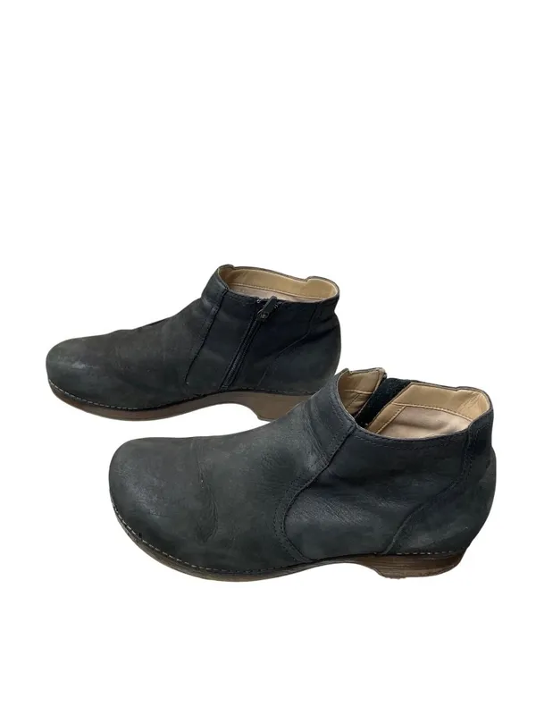Dansko womens black leather mid ankle casual slip on boots sz 11.5-12 SKU 10-825 - Image 4