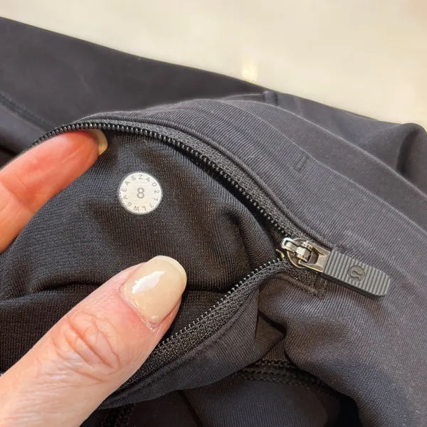 Lululemon Pace Perfect  Cropped Legging - Image 4