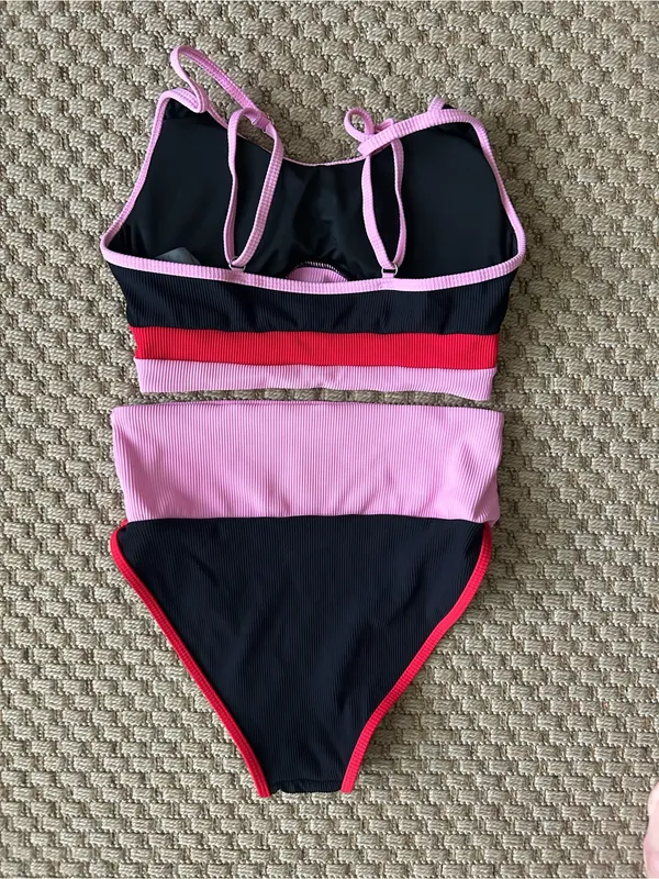 Colorblock Black Pink Red Scoop Neck Top & High Waist Two-piece Bikini Swim Set - Image 5