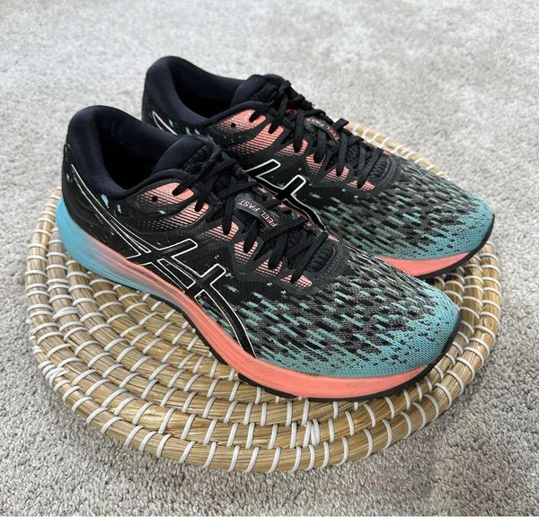 Asics Women's Dynaflyte 4 Running Sneakers Shoes 1012A465 in Noir Bleu Menthe 10 - Image 2