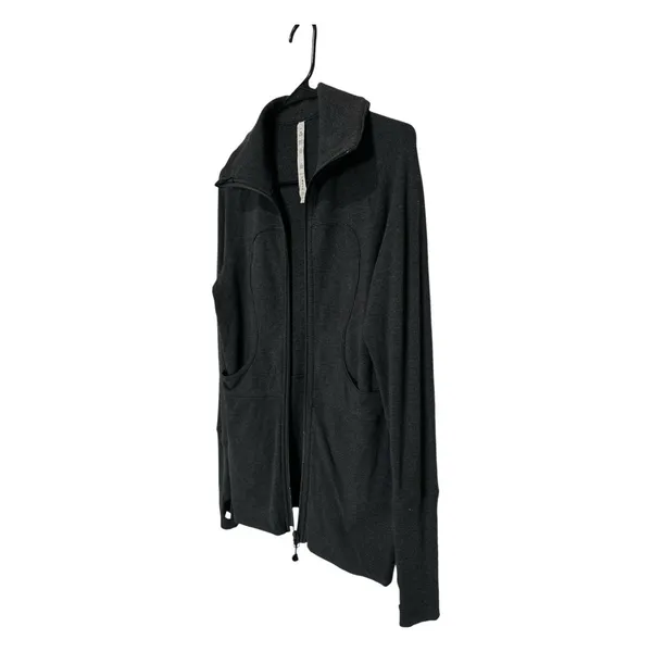 Lululemon Jacket Size 8 High collar, thumbholes, and signature logo - Image 7