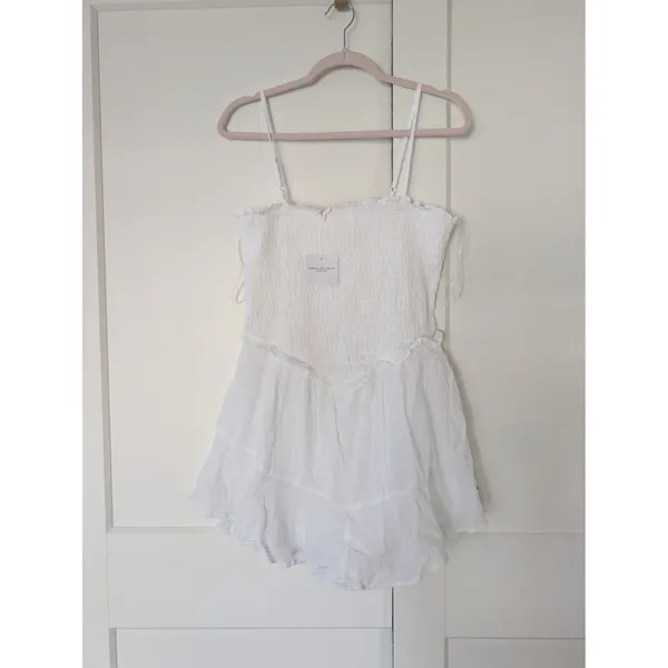 American Eagle White Bella Smocked Tiered Ruffle Romper Women Large NWT - Image 7