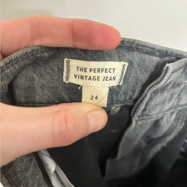 Madewell The Perfect Vintage Ankle Jean in Dennison Wash - Size 24 - Image 7