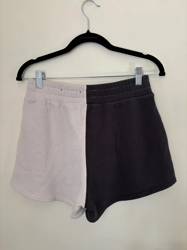 Hollister Two-Tone Sweatshorts - Image 2