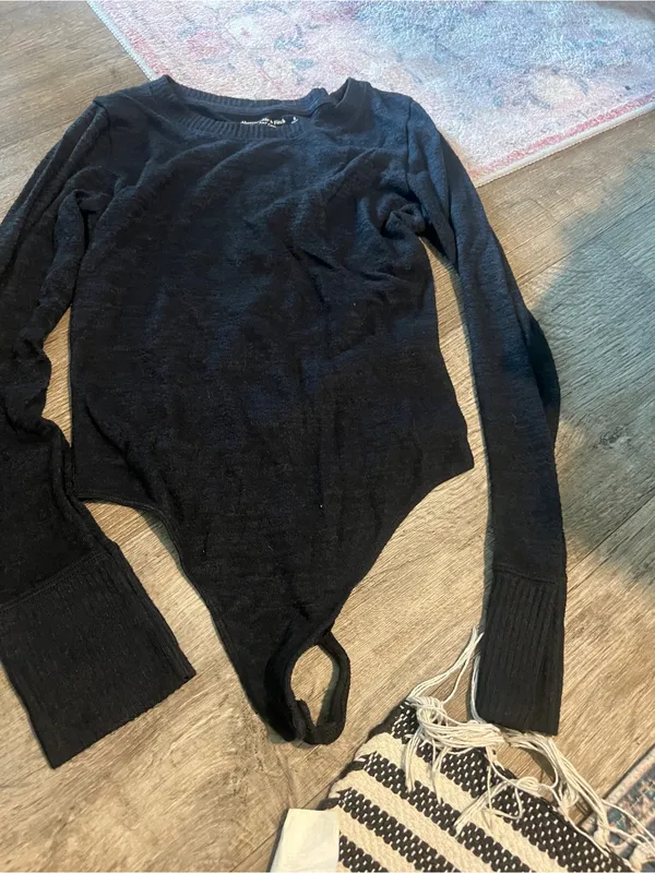 Abercrombie soft af long sleeve bodysuit - Image 3