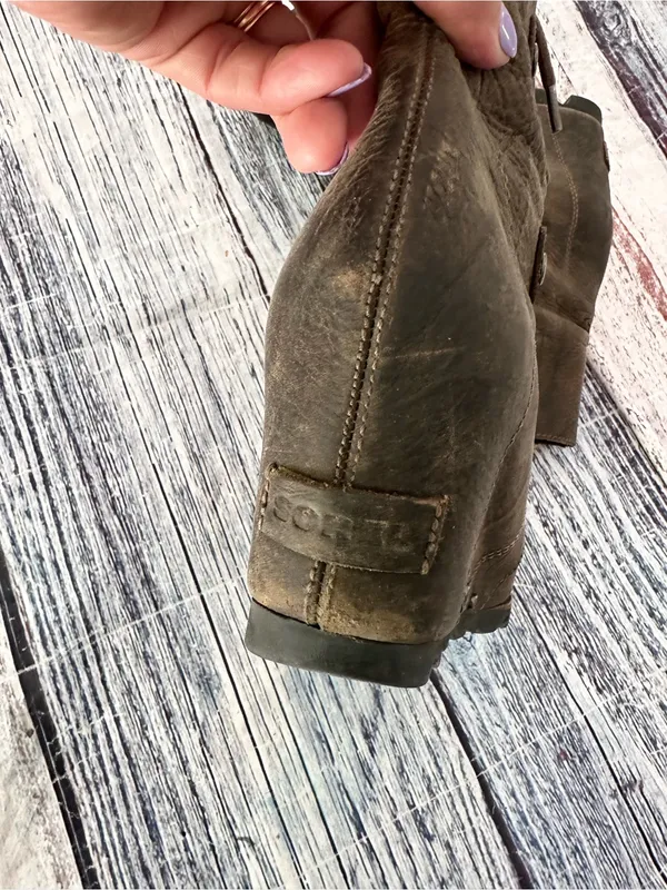 Sorel Joan of Arctic Brown Leather Wedge Boots - Image 4