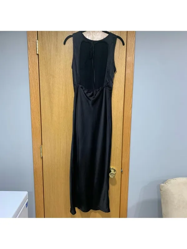 Petal and Pup Black Maxi Dress with a Slit and Open Back - Size 4 - Image 2