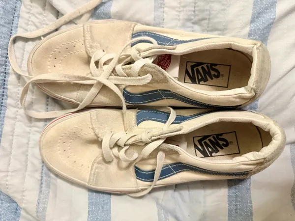 Cream and blue Vans suede size 7.5 - Image 2