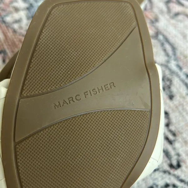 Marc Fisher Casara Slide Sandal 6 1/2 White Faux Leather Open Toe Shoes - Image 5