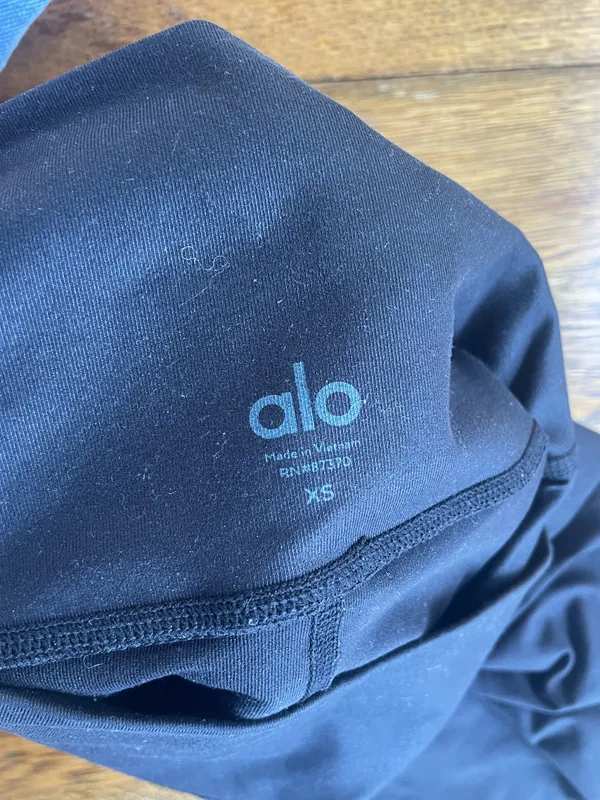 Black Alo Yoga High-Waisted Leggings - Image 2