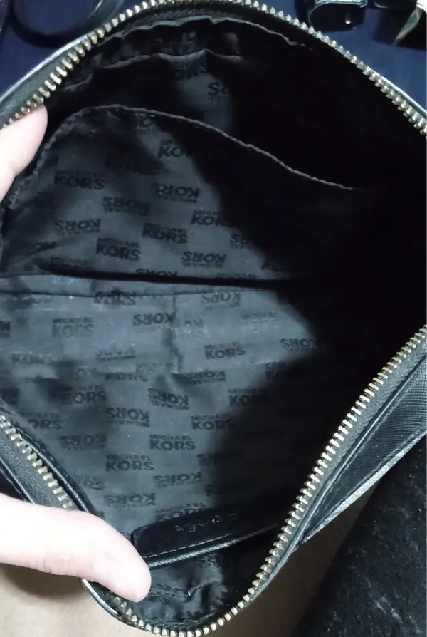 Michael Kors Purse Crossbody - Image 6