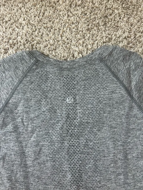 Peloton Lululemon Swiftly Tech - Image 3