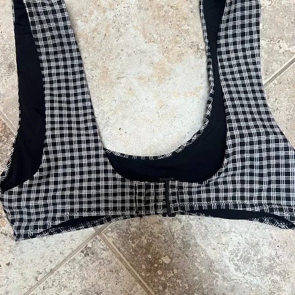 Aerie Chic Black and White Plaid Top - Image 4