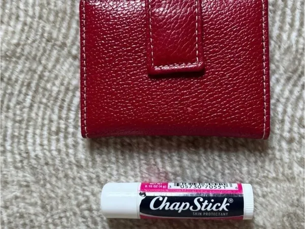 Vintage Red Leather Saks Fifth Ave mini wallet photo book - Image 5