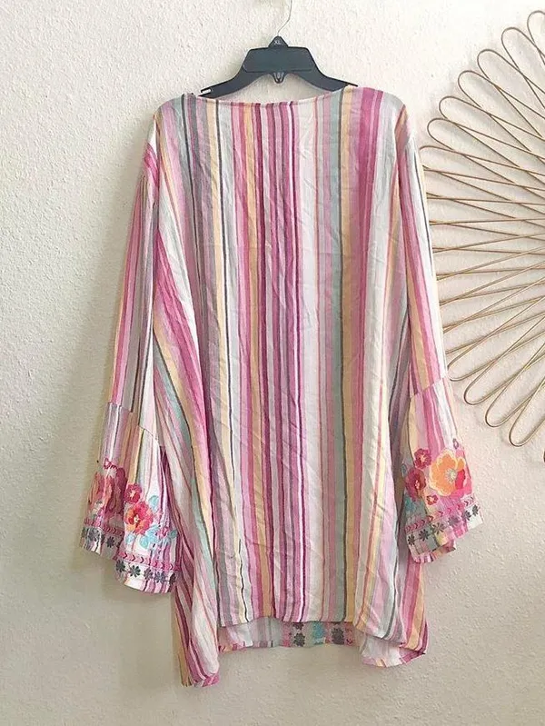 Savanna Jane Boho Hippie Indie embroidered bell flare sleeve tunic top blouse shirt floral multicolored colorful pink V-neck Size 1X-measurement in pics - Image 3