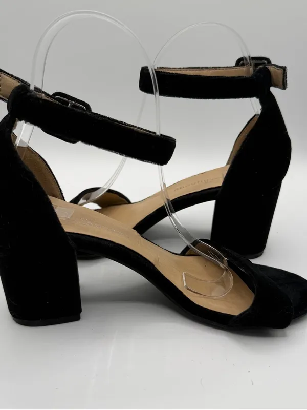 CL by Laundry Black Velvet Ankle Strap Block Heel Sandals Women’s 6M - Image 5