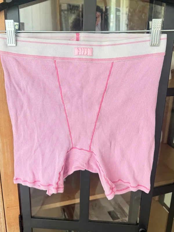 SKIMS Boxer shorts high rise Cotton Ribbed Bubblegum pink barbie lounge pjs - Image 2