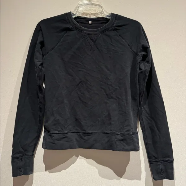 Lululemon All yours Crew in Black size 4 - Image 3