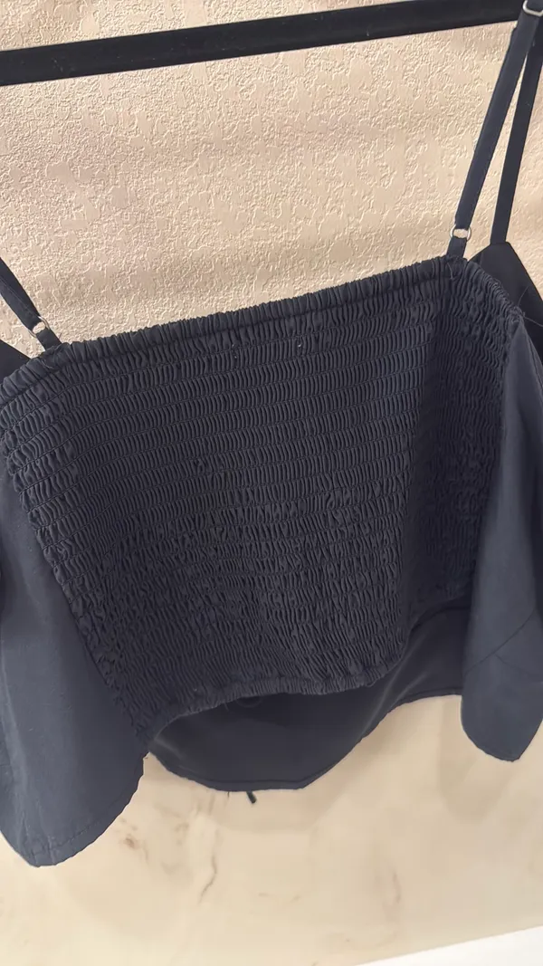 Abercrombie Black Crop Top - Image 3