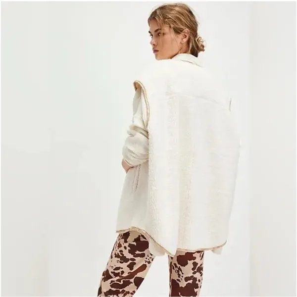 Free people Outlaw Sherpa Vest - Image 4