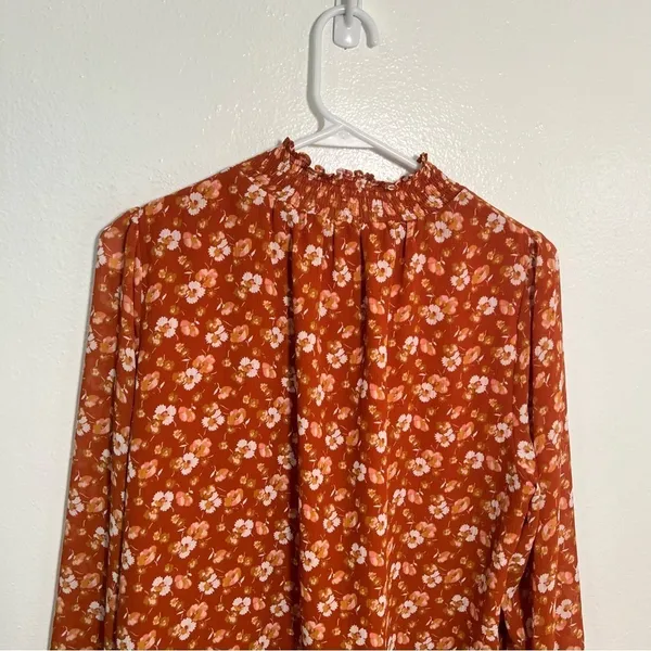 J. Crew Factory Women's Smocked Shirt Orange Floral‎ Long Sleeve Mock Neck AS356 - Image 8