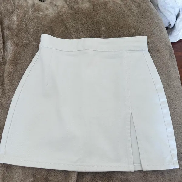 Princess Polly Lioness “the Lola” white mini slit denim Skirt - Image 3