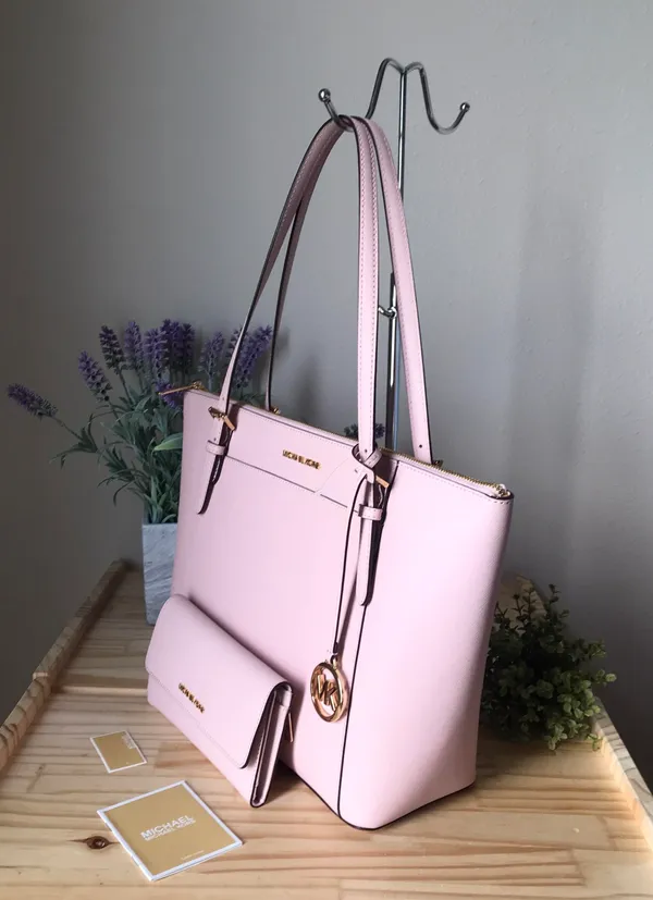 Michael Kors Set - Image 3