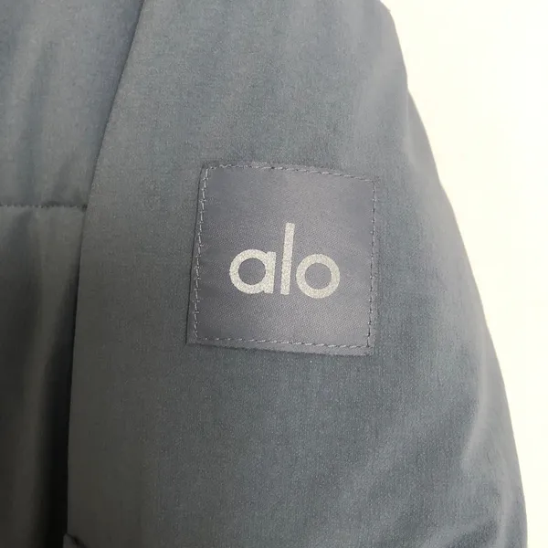 Alo Yoga Stretch Woven Street Puffer Fog M - Image 9