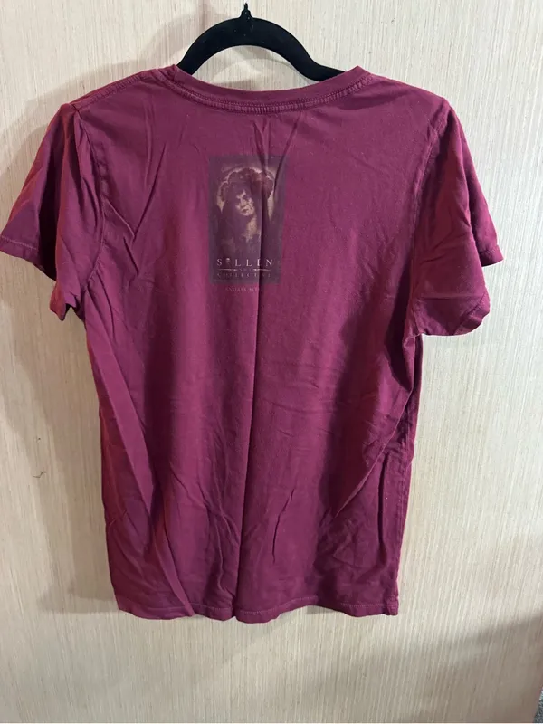 Women's Sullen Graphic Tee in Deep Berry Size Large - Image 3