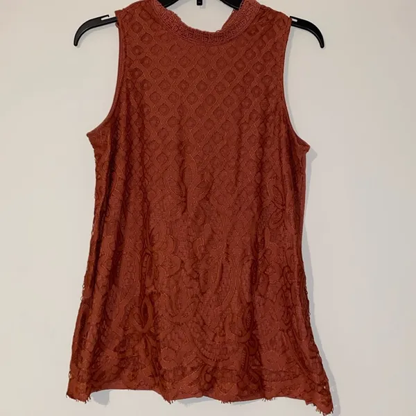 Rewind Juniors lace front tank top blouse clay large excellent dressy - Image 2