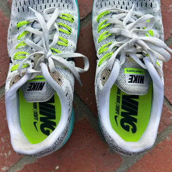 Nike Sneakers Size Women’s 8.5 - Image 3