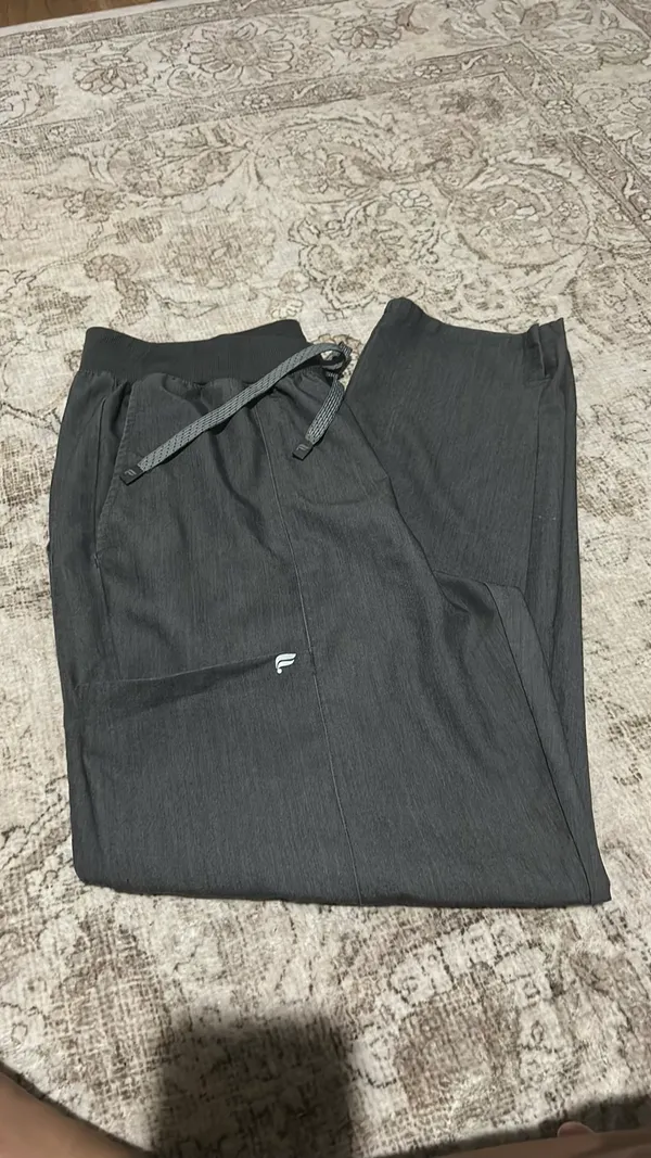 Fabletics Ion Scrub Pants Women’s - Image 3