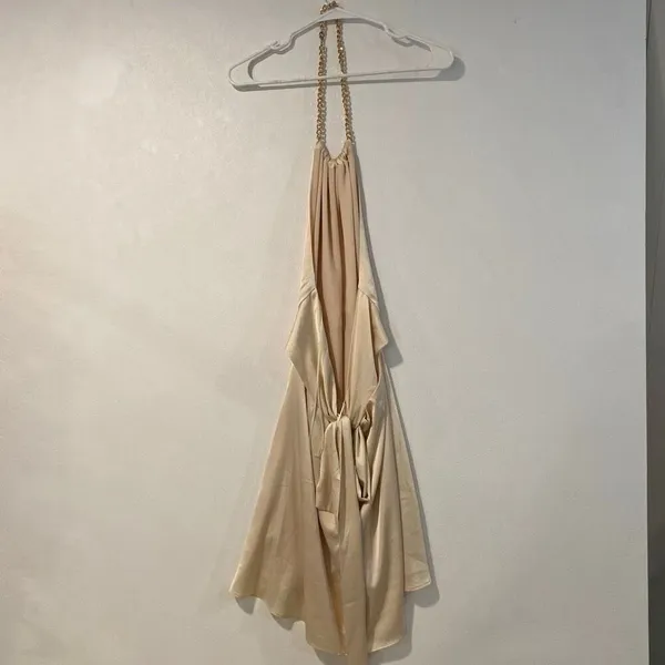 Storia Champagne Satin Halter Chain Dress Size L Elegant Flowy - Image 3