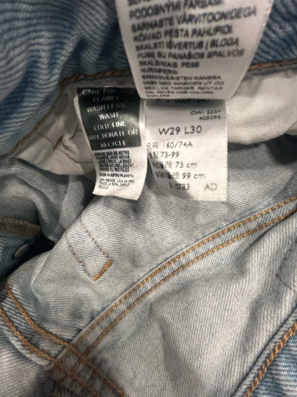 Levi’s 501 Jeans - Image 4
