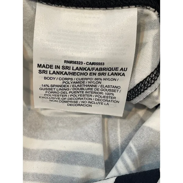 Nike Dri‑Fit Size L Black & White Print Capri Leggings - Image 6