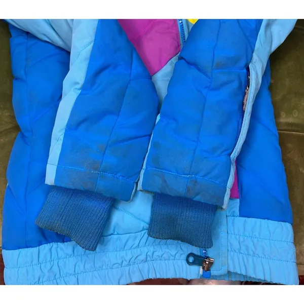 Rare vintage The North Face Jitterbug down jacket in bold blue, pink and yellow - Image 13
