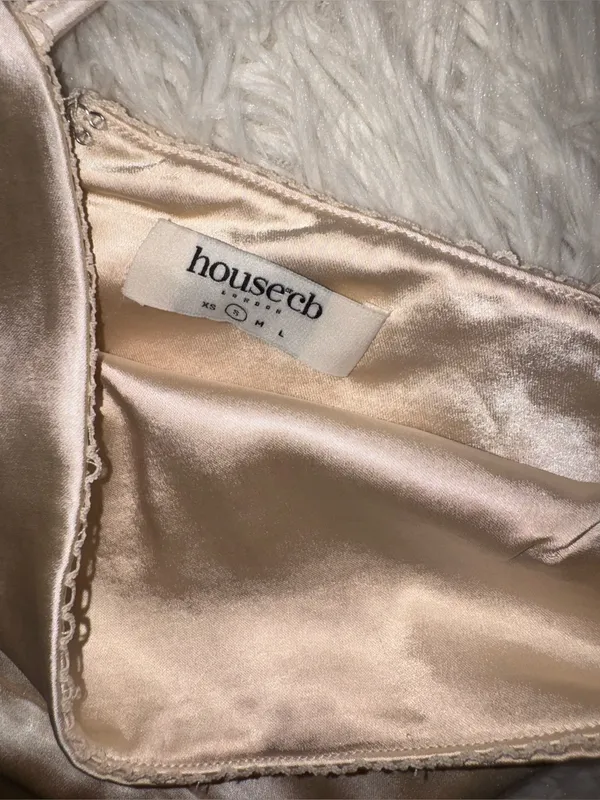 NWOT HOUSE OF CB Costanza vintage cream satin Maxi Dress sz S - Image 7