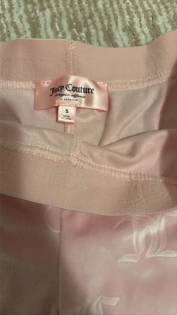 Juicy couture sleeping shorts - Image 2