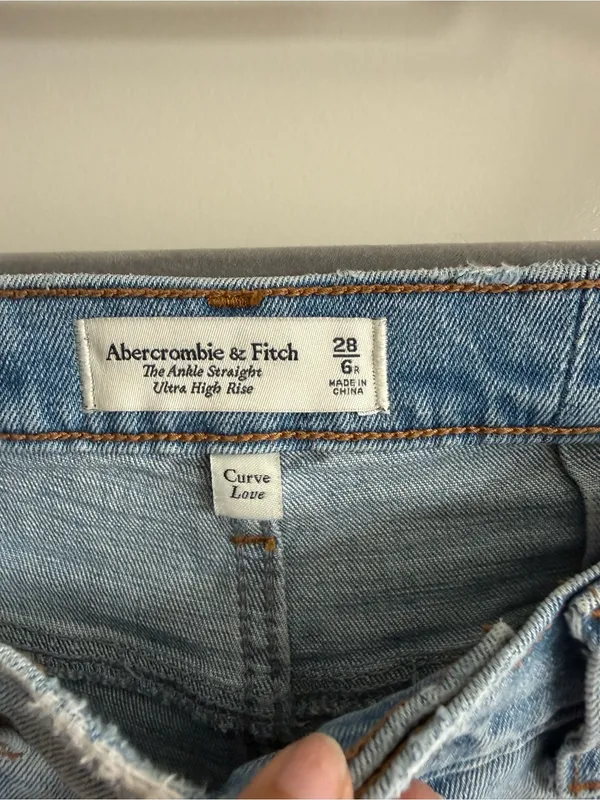Abercrombie & Fitch Light Blue Straight Leg Jeans - Image 3
