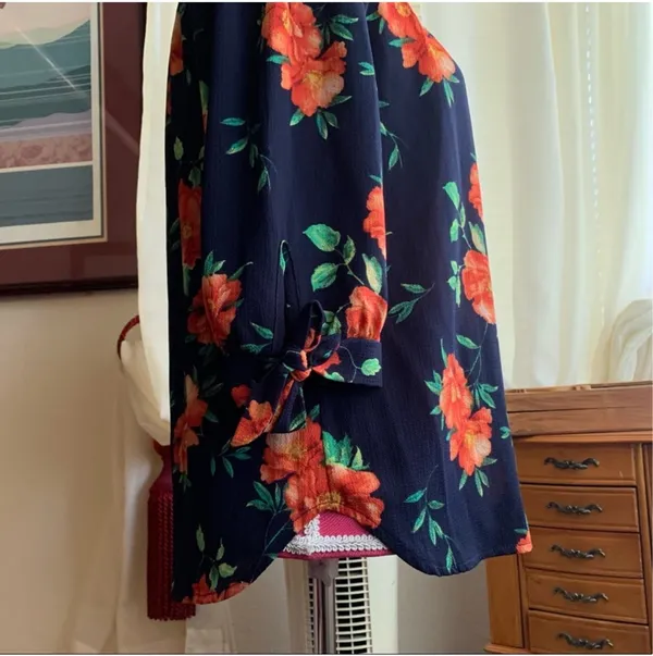 Off-Shoulder Navy Floral Women's Top with Orange Blooms size M - Image 5