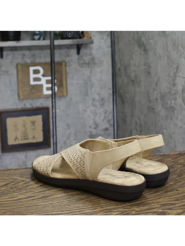 NWT Easy Street Claudia Slingback Sandals Comfort Wave CLAUD Sand Brown 11M - Image 3