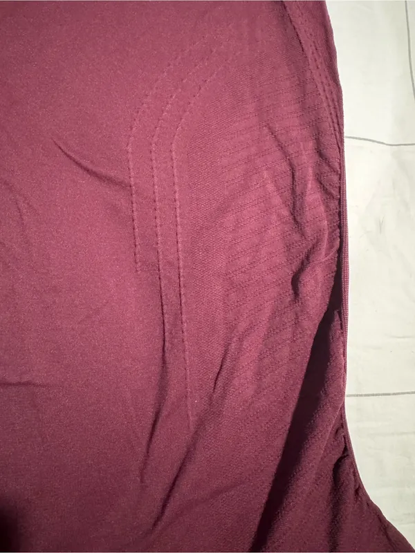 GAIAM Long Sleeve Scoop Neck Top - Plum - Image 4