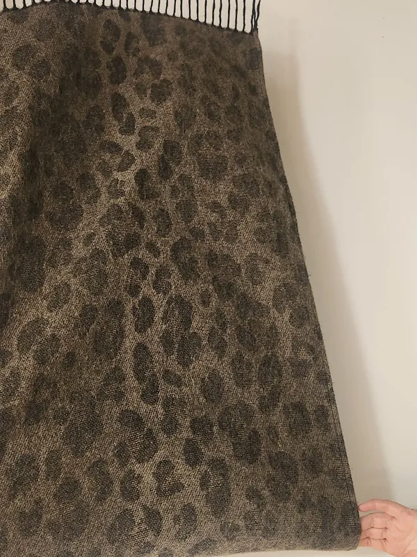 Woolrich Green Leopard Print Oversized Blanket Wrap One Size - Image 5