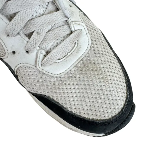Nike Air Max SE Trainer White Black Gold DV-6842-001 Lace Up Sneakers Size 7.5‎ - Image 2