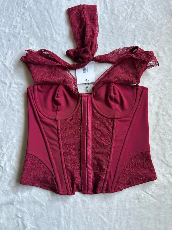 Outcast Clothing Philippa Top Deep Red - Image 6