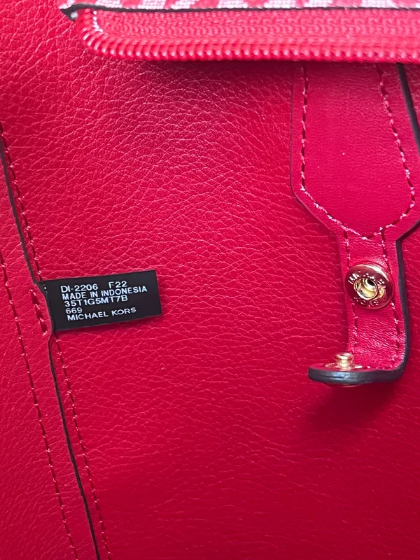 Michael Kors 3 In 1 Tote - Image 13