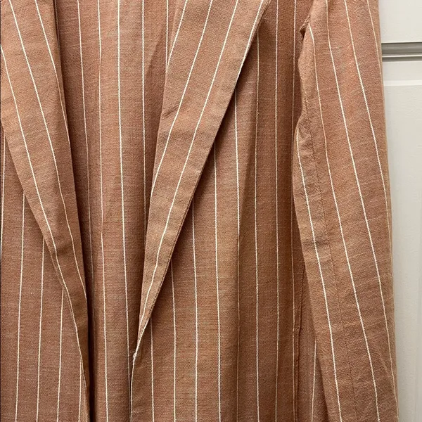 Stradivarius Brown and White Striped One Button Closure Casual Blazer - Sz Small - Image 6